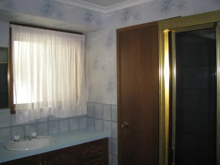 Fifth view of Homely house listing, 33 Galore Street, Lockhart NSW 2656