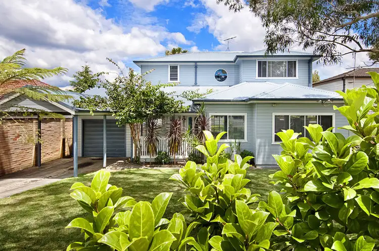 219 Woronora Road, Engadine NSW 2233