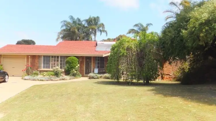4 Passerine Close, Edgewater WA 6027