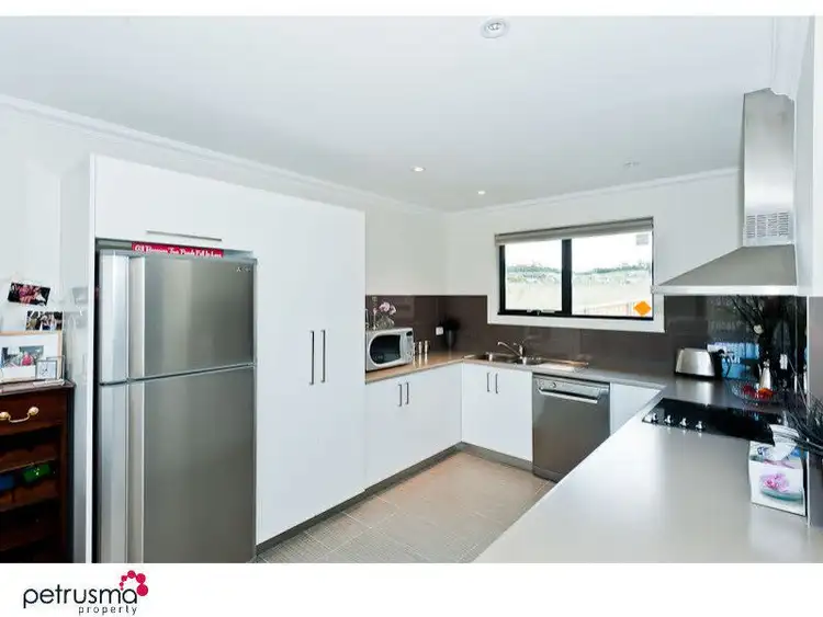 Fifth view of Homely unit listing, 2/49 Hance Rd, Howrah TAS 7018