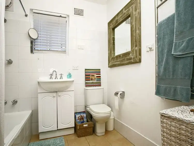 Sixth view of Homely semi-detached listing, 1/40 Serpentine Crescent, North Balgowlah NSW 2093