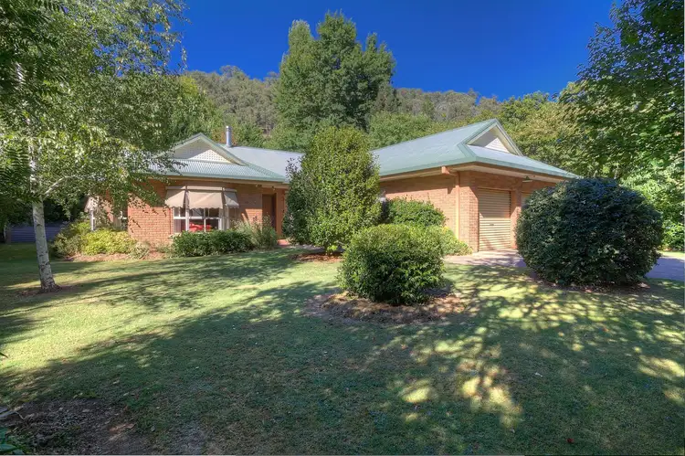 160 Delany Avenue, Bright VIC 3741