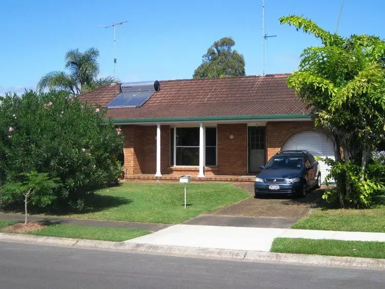 2/21 Sunbird Street, Burleigh Waters QLD 4220