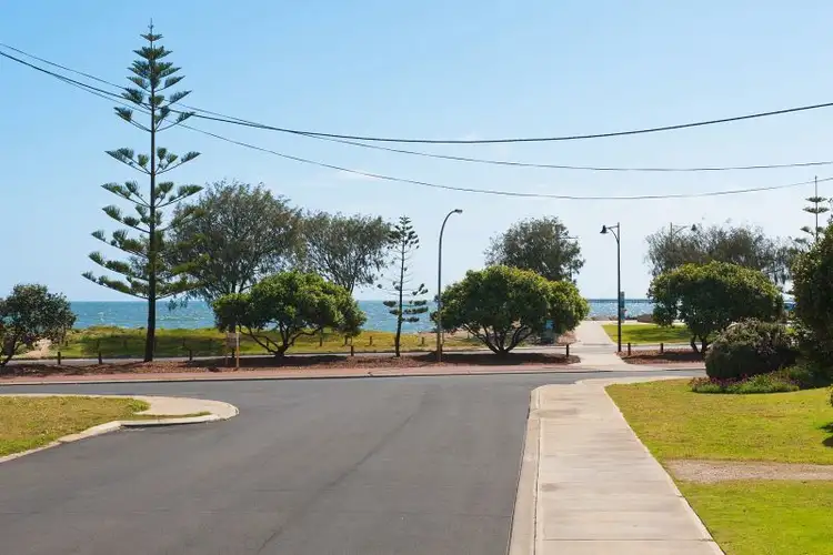 Fifth view of Homely villa listing, 4/5 Gale Street, West Busselton WA 6280