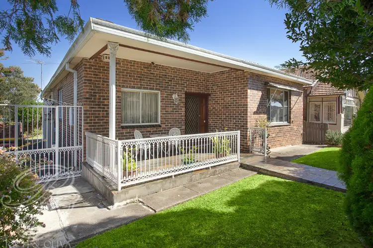 2 Hillcrest Avenue, Ashfield NSW 2131