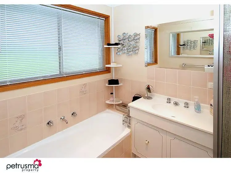 Seventh view of Homely house listing, 28 Nolan Crescent, Kingston TAS 7050