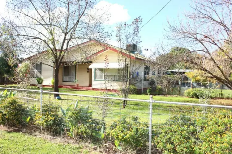 9 Camp Street, Ganmain NSW 2702