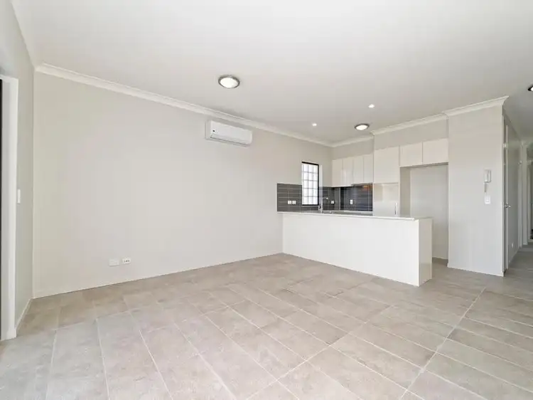 Third view of Homely apartment listing, 5/403 Zillmere Road, Zillmere QLD 4034