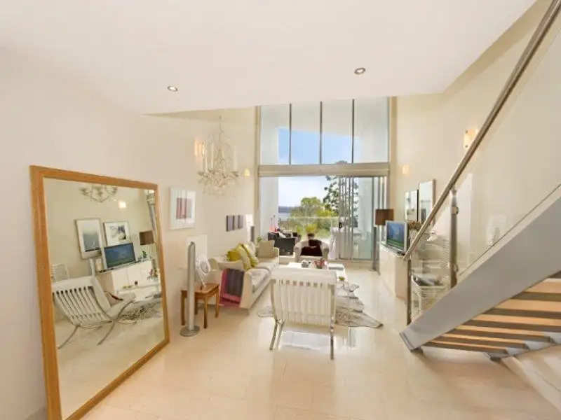 Main view of Homely apartment listing, 29/8 Greenknowe Avenue, Elizabeth Bay NSW 2011