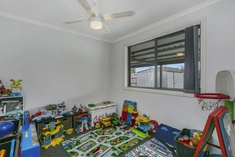 Sixth view of Homely house listing, 33 BERNBOROUGH AVENUE, Cranbourne West VIC 3977