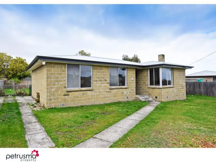 16 Free Street, Rokeby TAS 7019