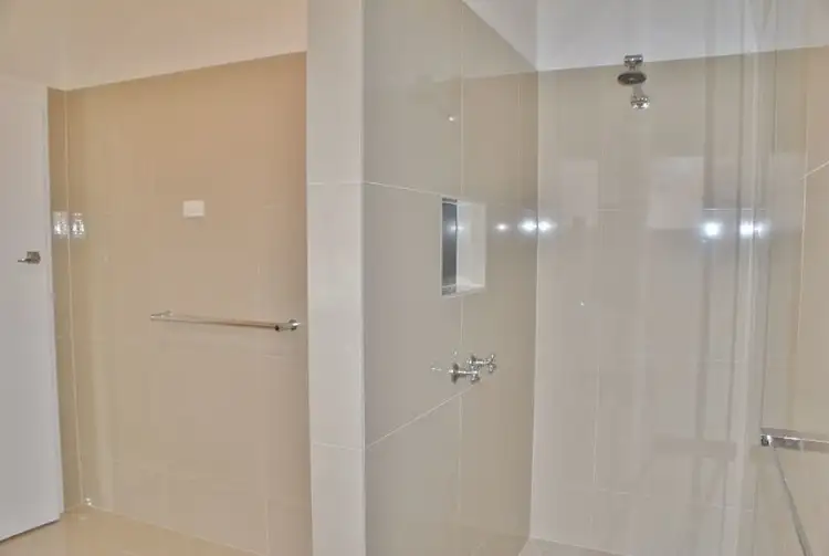 Seventh view of Homely unit listing, 2/4 York Street, Moe VIC 3825