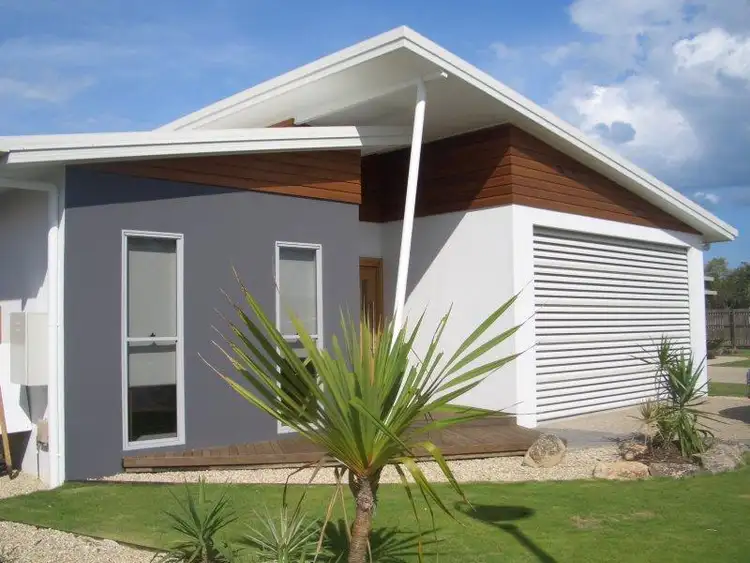 8 icefire Qy, Trinity Park QLD 4879