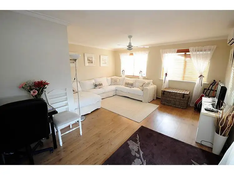 Fourth view of Homely house listing, 2 Marquis Court, Gosnells WA 6110