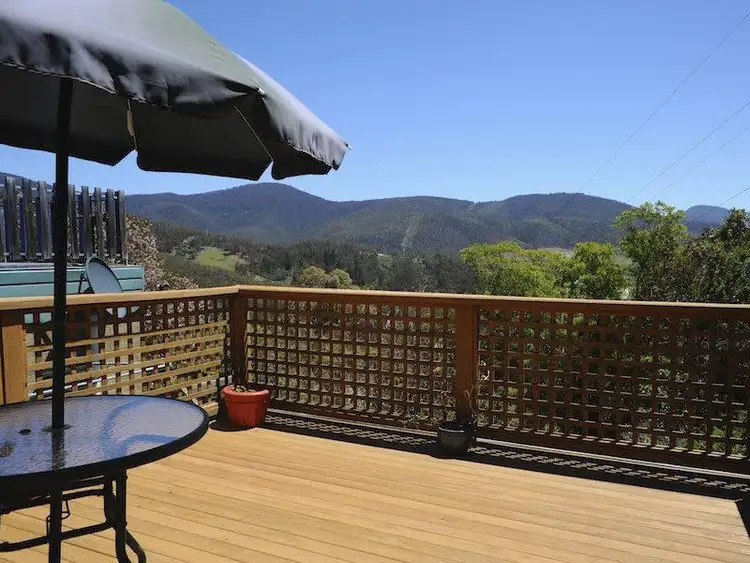 1/7 Castlereagh Court, Lenah Valley TAS 7008