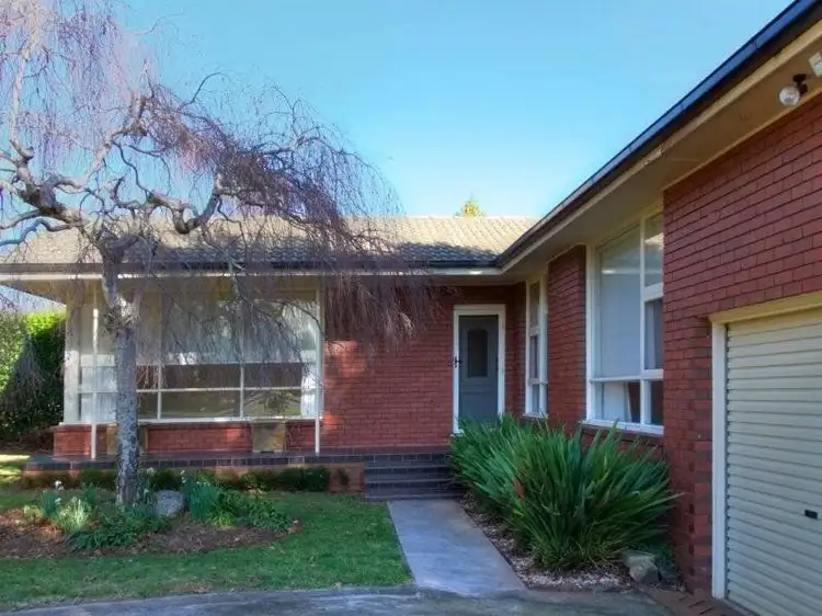 114 Coronation Drive, Orange NSW 2800