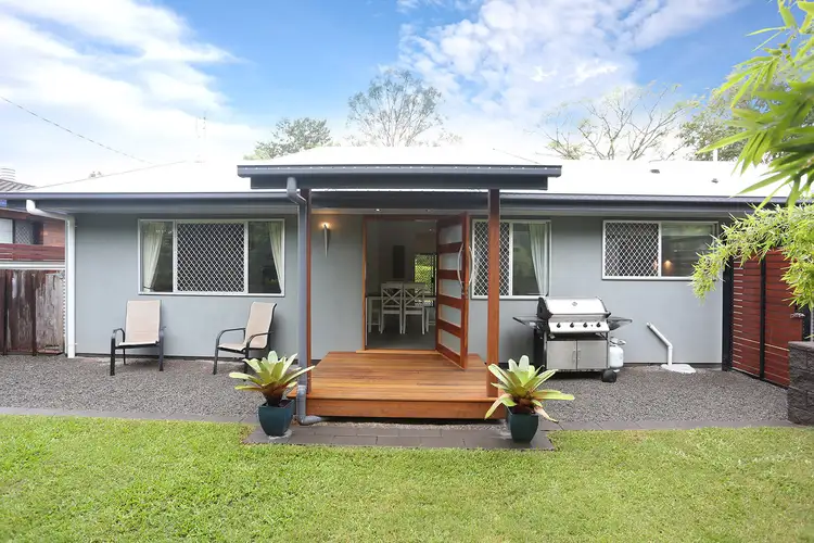 25 Hillcrest Avenue, Nambour QLD 4560