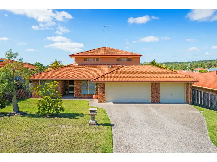 15 Rarotonga Rise, Pacific Pines QLD 4211