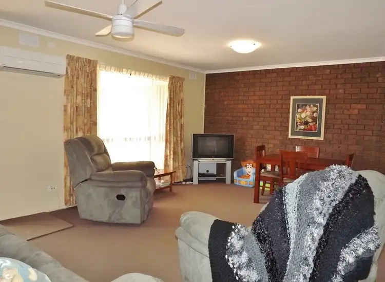 Seventh view of Homely unit listing, 2/2 O'Reilly Court, Moe VIC 3825