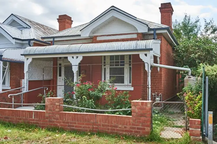 69 Peter Street, Wagga Wagga NSW 2650