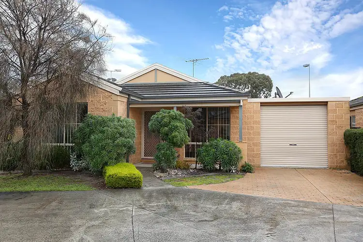 9/27 Eramosa Road East, Somerville VIC 3912