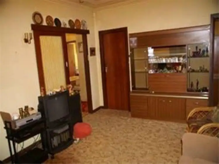 Fourth view of Homely house listing, 8 Irvine Street, Garden Suburb NSW 2289