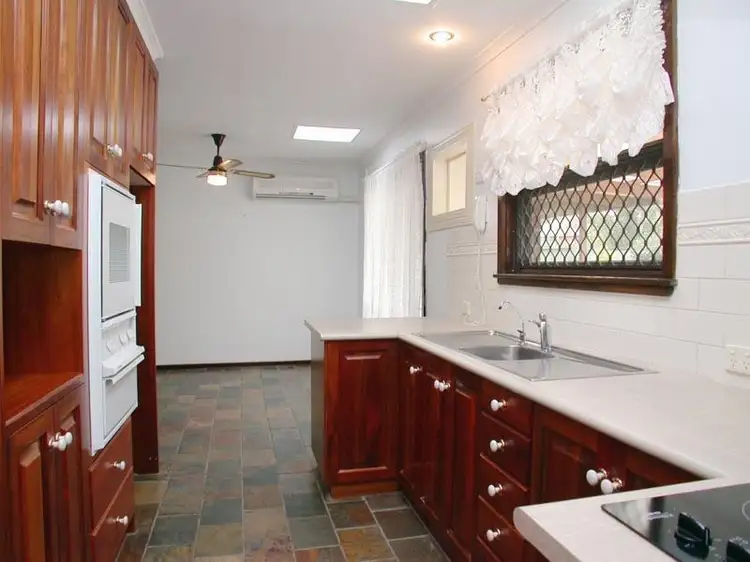 Fifth view of Homely house listing, 6 Maxine Court, Morphett Vale SA 5162