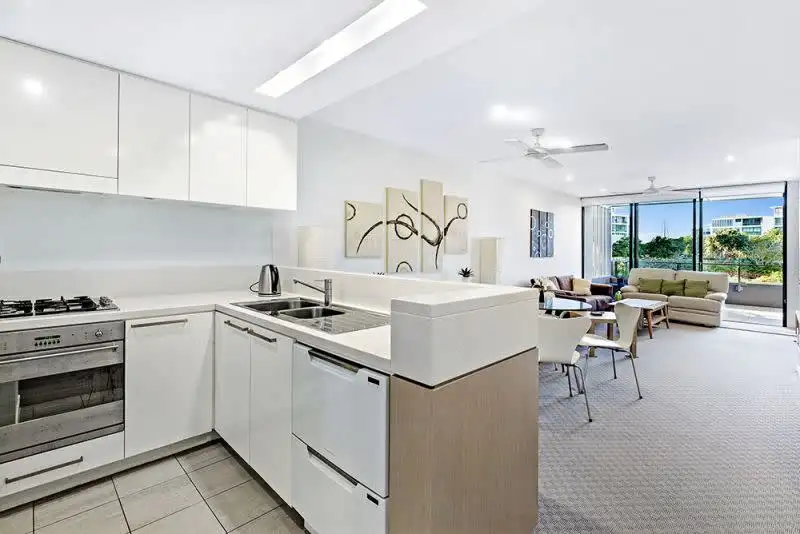 Main view of Homely apartment listing, 3102/323 Bayview Street, Hollywell QLD 4216