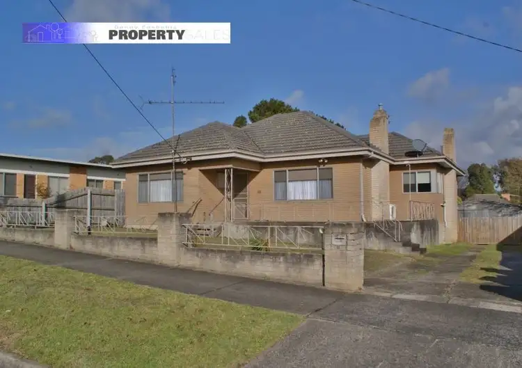 11 Law Street, Newborough VIC 3825