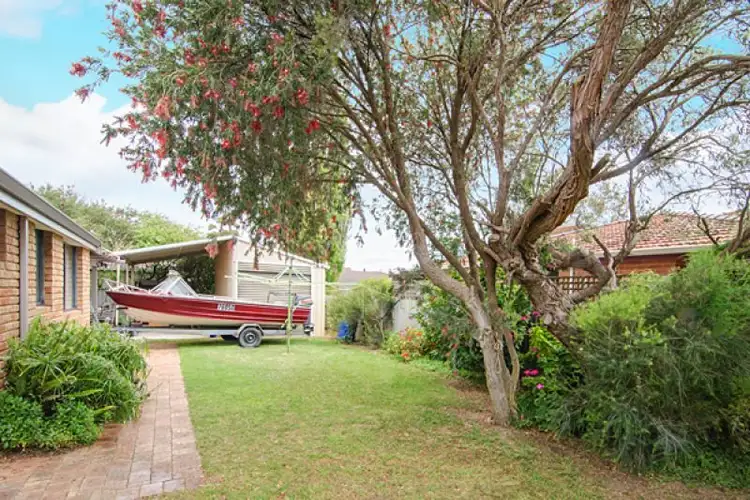 Sixth view of Homely house listing, 1 Eagle Place, Broadwater WA 6280