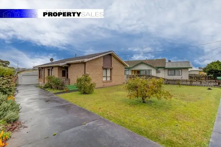 11 Tresswell Avenue, Newborough VIC 3825