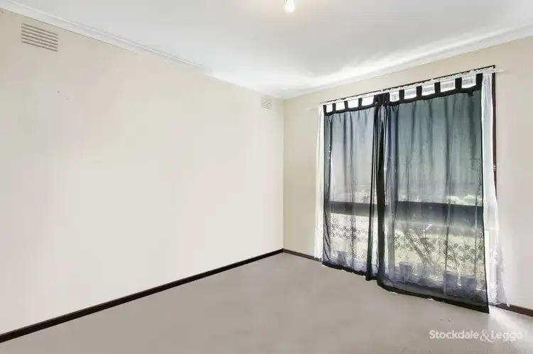 Fifth view of Homely unit listing, 1/15 TUCKER STREET, Cranbourne VIC 3977