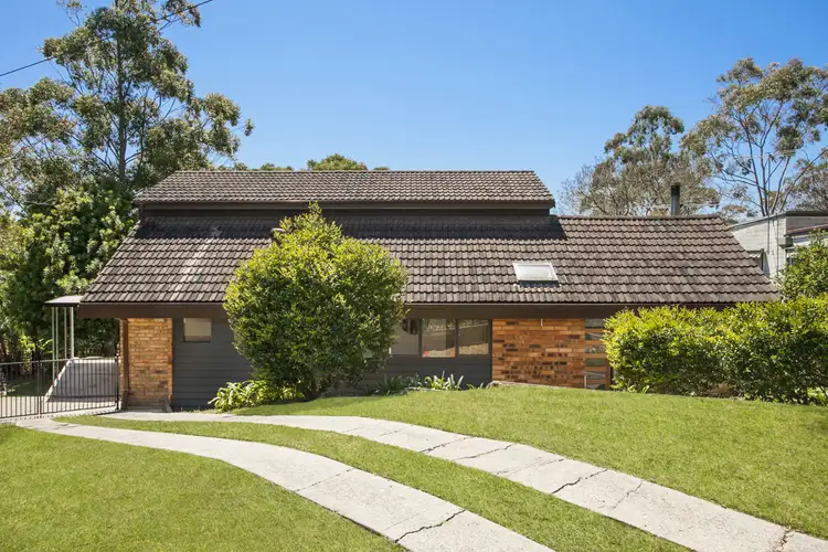 Second view of Homely house listing, 3 Bisdee Place, Yarrawarrah NSW 2233