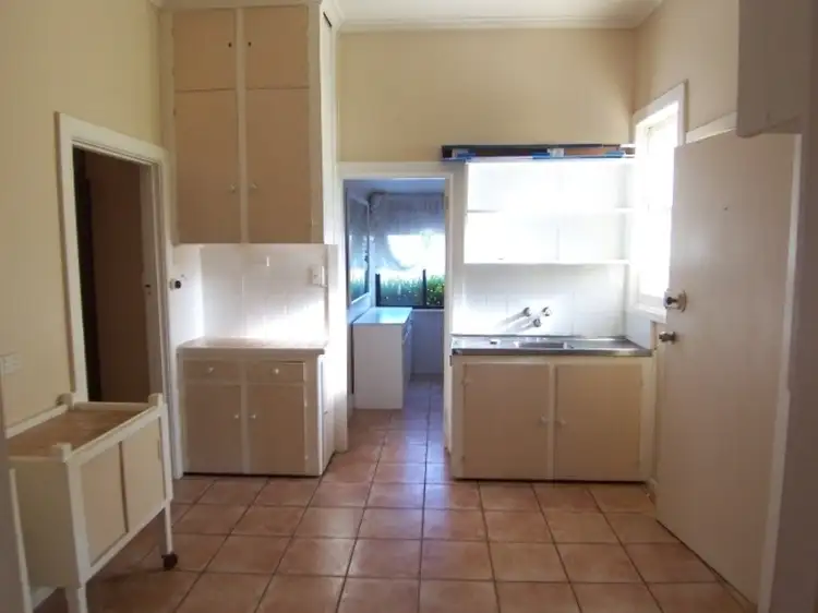 Fifth view of Homely house listing, 10 Armstrongs Lane, Porepunkah VIC 3740