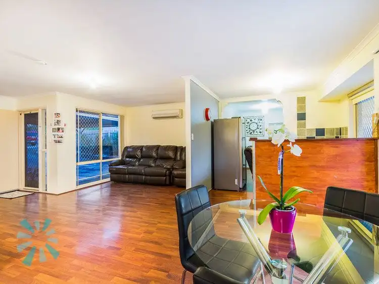 3 Barcoo Ct, Hillcrest QLD 4118