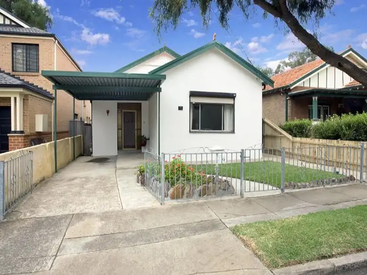 72 Carshalton Street, Croydon Park NSW 2133