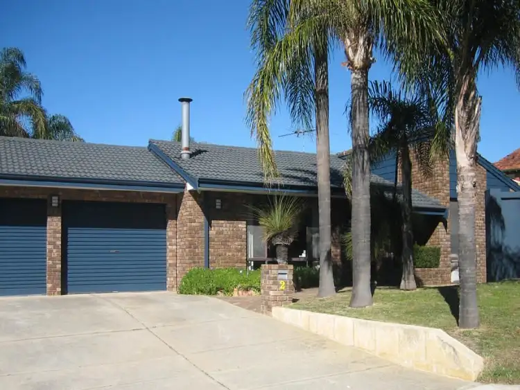 2 Silver Place, Carine WA 6020