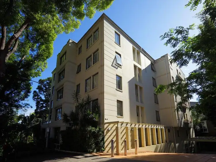 Second view of Homely apartment listing, 4/2 Holdsworth Avenue, Elizabeth Bay NSW 2011
