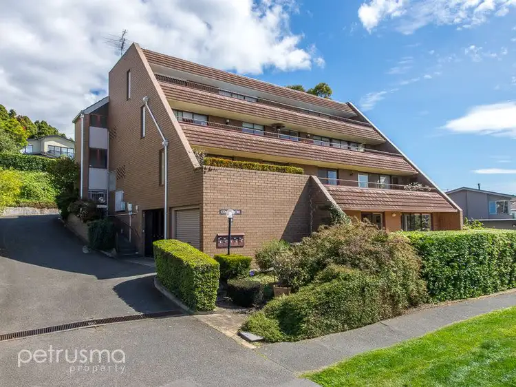 1/46 Marieville Esplanade, Sandy Bay TAS 7005