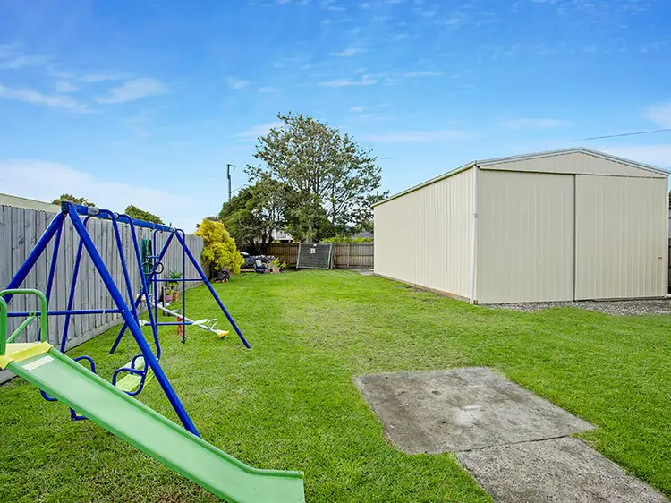 4 Acacia Avenue, Seaholme VIC 3018