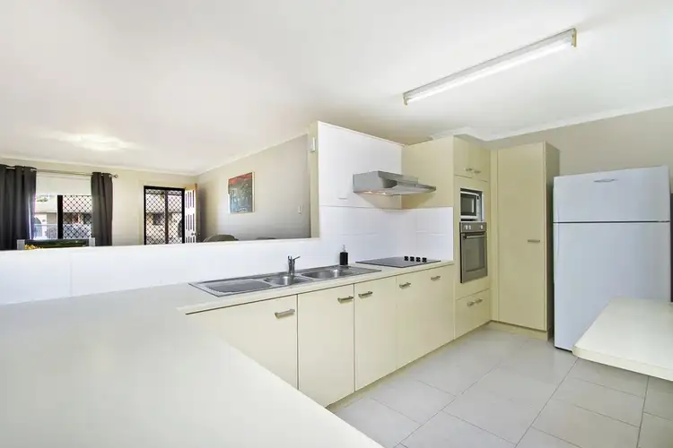 Third view of Homely villa listing, 10/39 Chatswood Road, Daisy Hill QLD 4127