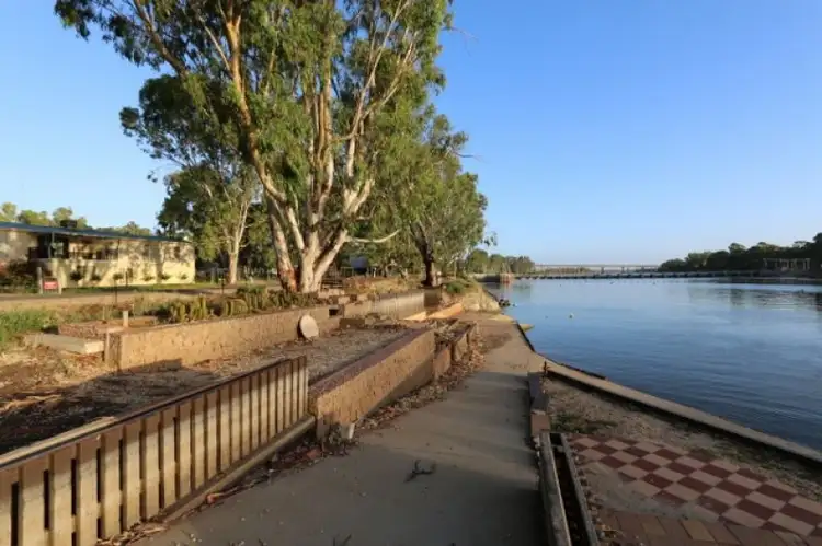 39 Rider Street, Blanchetown SA 5357