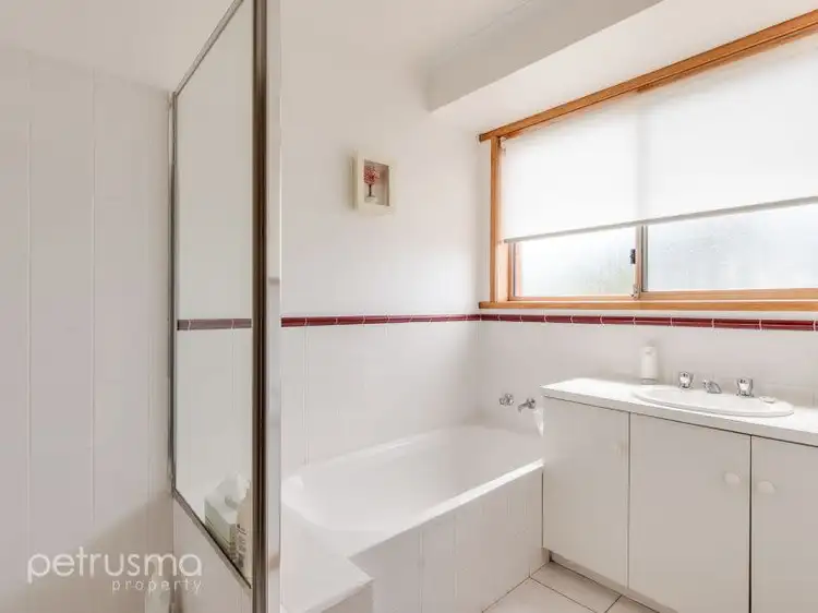 Fifth view of Homely unit listing, 2/72 Branscombe Rd, Claremont TAS 7011