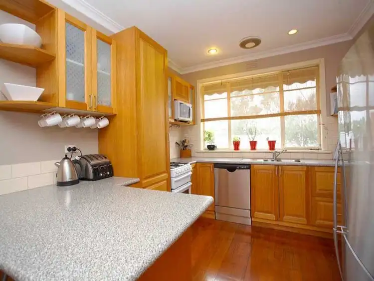 4 Charles Road, Altona VIC 3018