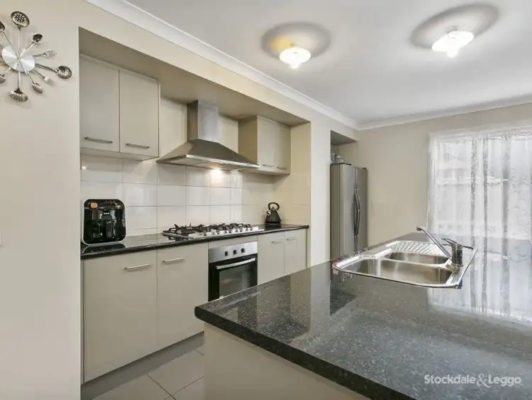 16 DUSKY BELLS DRIVE, Cranbourne West VIC 3977