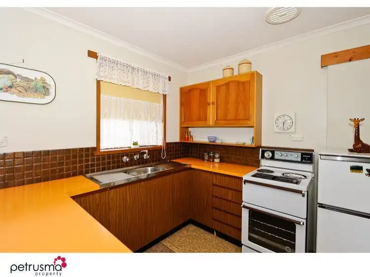 Third view of Homely unit listing, 2/115 Derwent Avenue, Lindisfarne TAS 7015