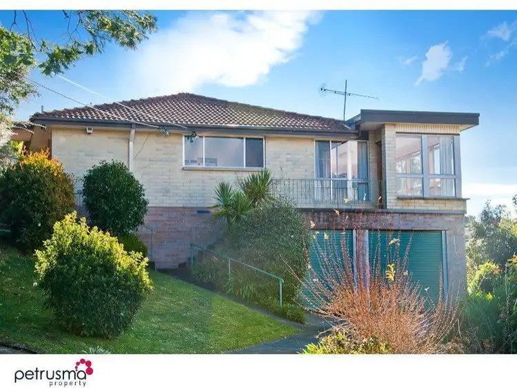15 Wallace Avenue, Lenah Valley TAS 7008