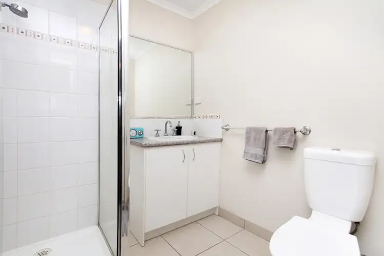 Seventh view of Homely unit listing, 1/9-15 Higgs Circuit, Sunbury VIC 3429