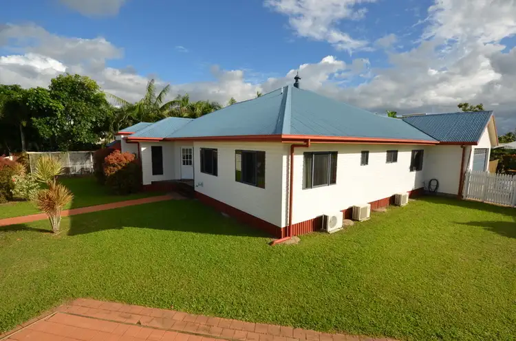 1 Marita Court, Bushland Beach QLD 4818