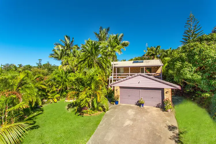 3 Inderwong Avenue, Ocean Shores NSW 2483